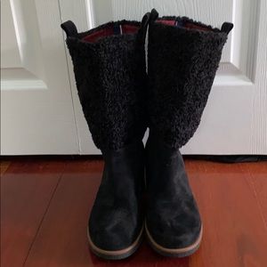 Black boot